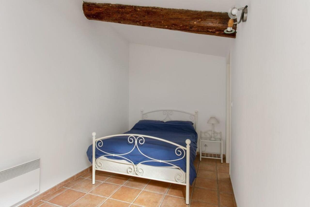 Villa Charming And Quaint 2-Bed House In Marseillan Exterior foto