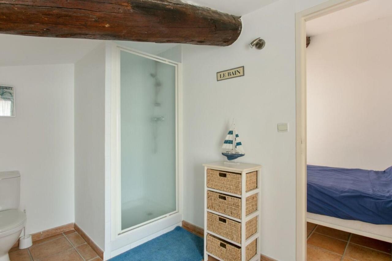 Villa Charming And Quaint 2-Bed House In Marseillan Exterior foto